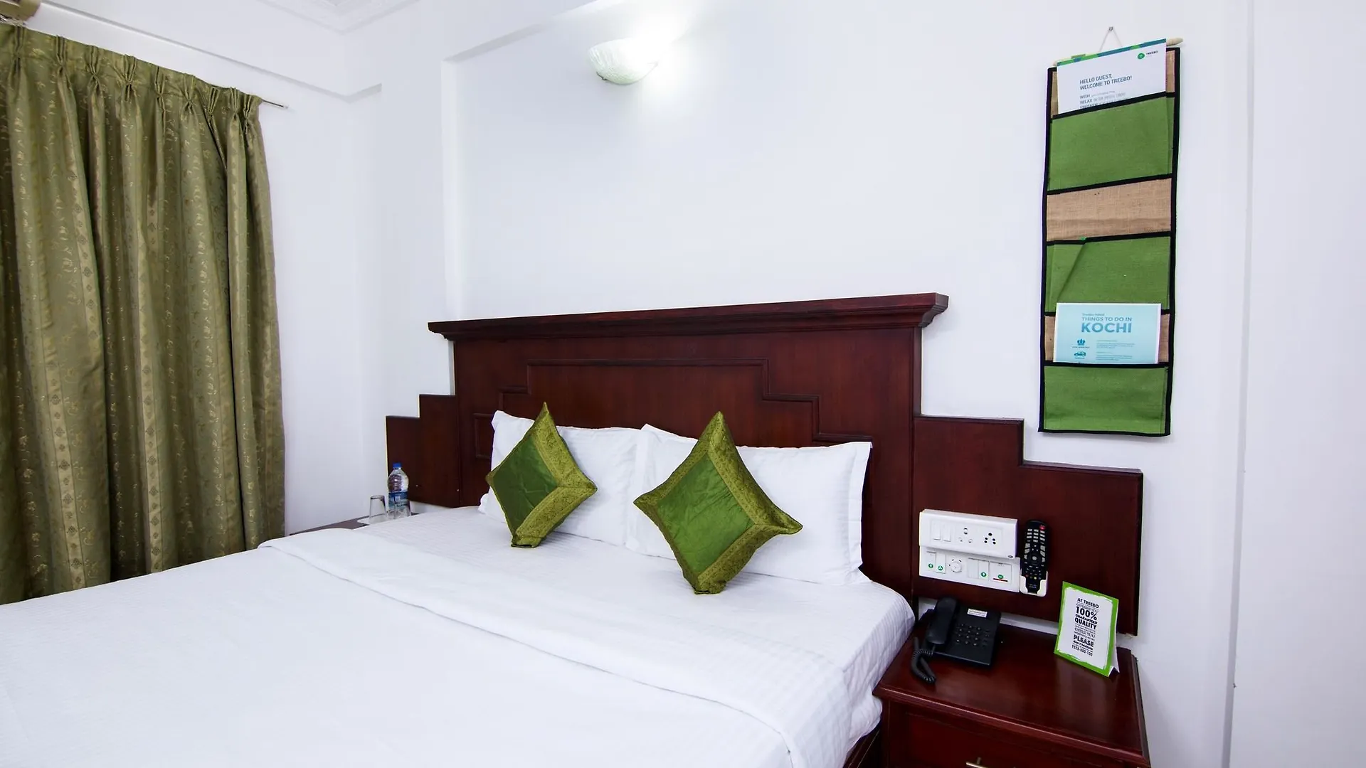 Hotel Treebo Center Point Kochi 3*,  India